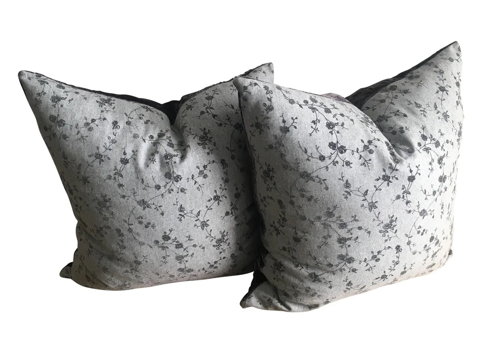 http://www.kellyvanhalen.com/cdn/shop/products/dove-grey-cashmere-blend-pillow-shams-with-plum-velvet-reverse-a-pair-8848.jpg?v=1643311495